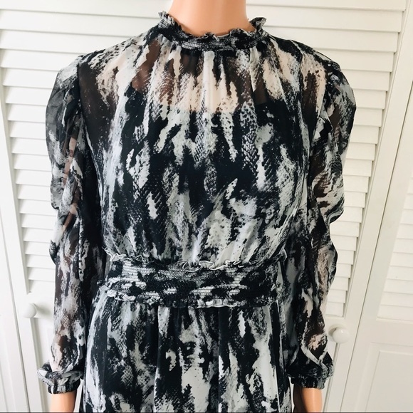 SIMPLY VERA VERAWANG Gray Black Mock Neck Long Sleeve Dress Size Small - Picture 2 of 8